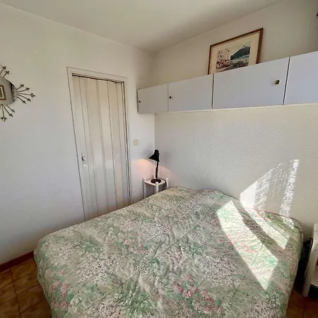 T2 Climatise A Cavalaire, Parking Prive, Proche Centre Et Plages, Balcon Au Calme - Fr-1-226b-110 Apartment *